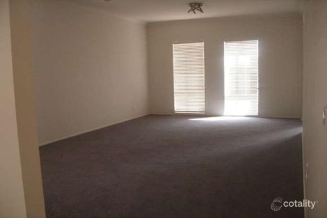 Property photo of 4 Linlithgow Parade Caroline Springs VIC 3023