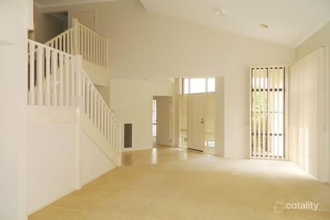 Property photo of 14 Whisken Way Berwick VIC 3806