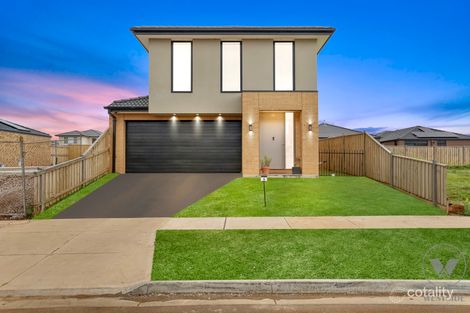 Property photo of 6 Honeydew Way Rockbank VIC 3335