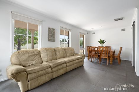 Property photo of 53 Swan Street Werribee VIC 3030