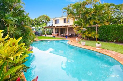 9 Deagon Dr, Runaway Bay, QLD 4216