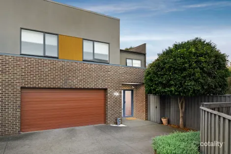 27 Bloom Ave, Wantirna South, VIC 3152