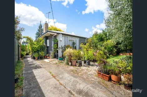 Property photo of 14 Wisteria Grove Norlane VIC 3214