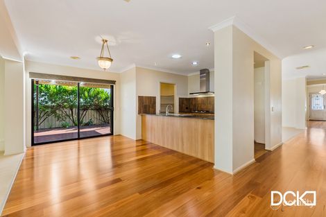 Property photo of 32 Amara Way Kangaroo Flat VIC 3555
