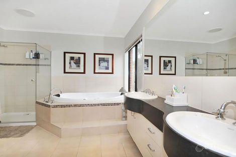 Property photo of 4 Madison Court Canadian VIC 3350