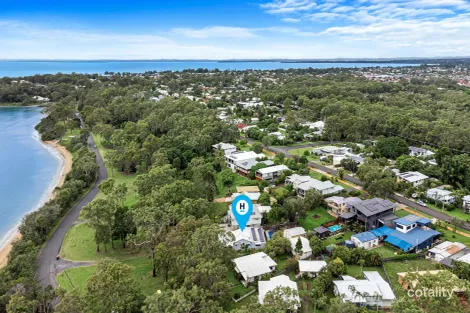 Property photo of 10 Esplanade Point Vernon QLD 4655