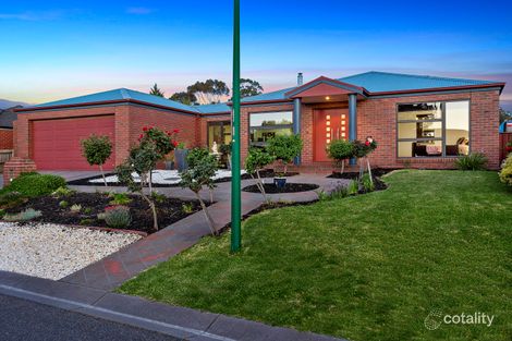 Property photo of 10 Figtree Lane Strathdale VIC 3550