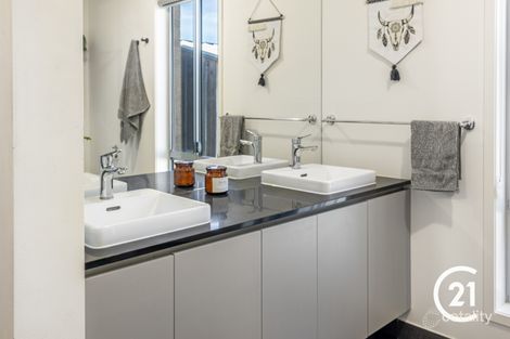 Property photo of 19 Magnolia Drive Echuca VIC 3564