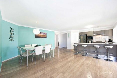 Property photo of 32 Billabong Drive Cameron Park NSW 2285