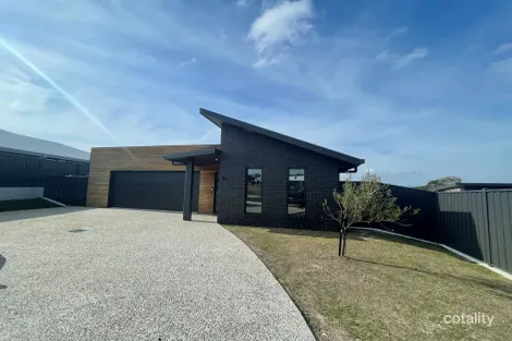 16 Garnet Way, Hawley Beach, TAS 7307
