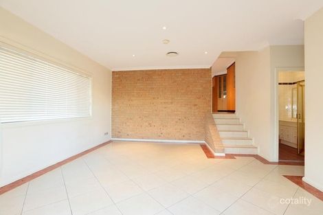 Property photo of 24 Mawbanna Close West Hoxton NSW 2171