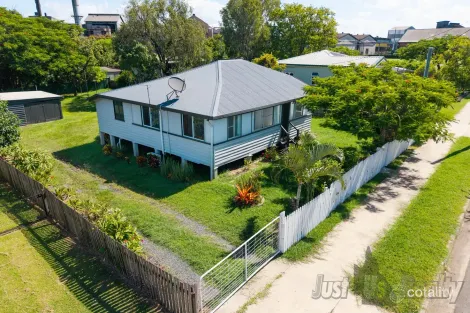 Property photo of 22 Hills Bundaberg East QLD 4670