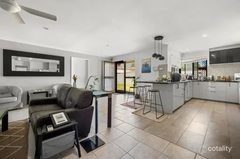 Property photo of 3 Marino Place Waterford WA 6152