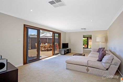 Property photo of 15 Macfarland Crescent Chifley ACT 2606