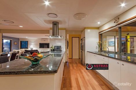 Property photo of 9 Meadowlake Drive Carrara QLD 4211