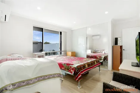 Property photo of 4 Yenisey Crescent Beechboro WA 6063