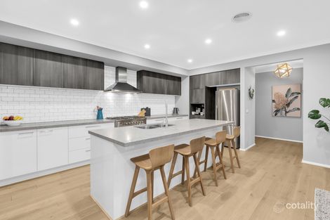 Property photo of 58 Taworri Crescent Werribee VIC 3030