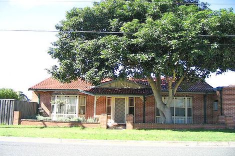 30 Colvin Ave, Carlton, NSW 2218