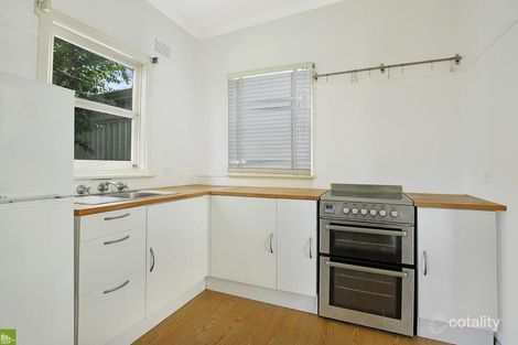 Property photo of 6 Grasmere Street Mount Saint Thomas NSW 2500