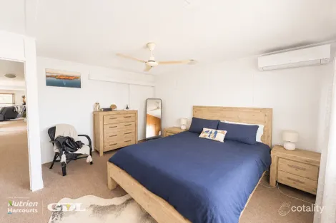 Property photo of 13 Buchanan Terrace Pine Creek NT 0847