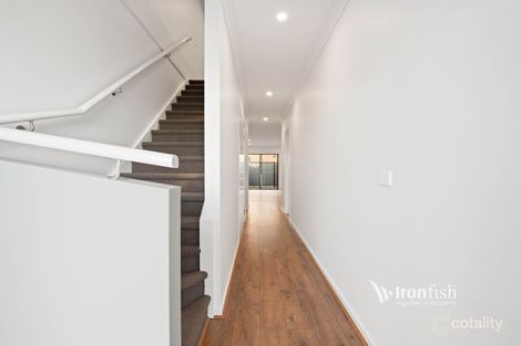 Property photo of 5 Century Way Craigieburn VIC 3064
