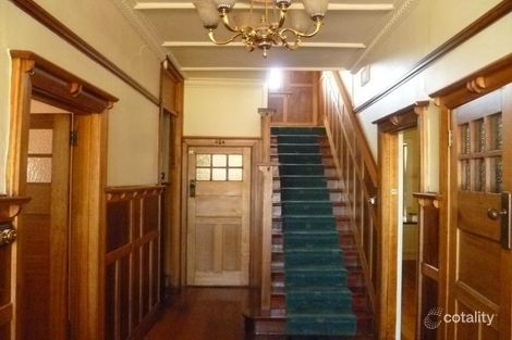 Property photo of 33 Sun Crescent Sunshine VIC 3020