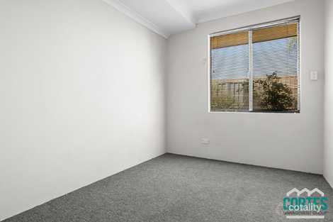 Property photo of 44 Beedelup Loop Bibra Lake WA 6163