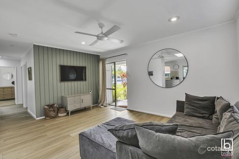 Property photo of 106 Budgewoi Road Noraville NSW 2263