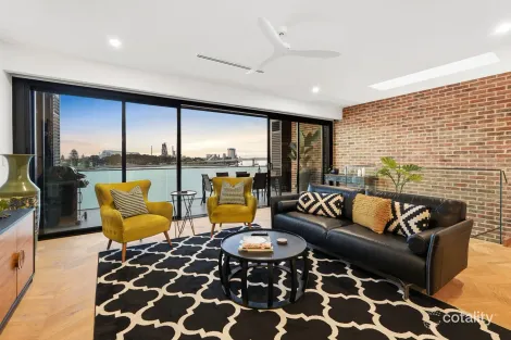 Property photo of 6 Mercantile Dock Port Adelaide SA 5015