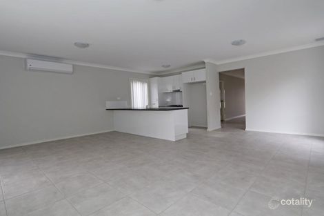 Property photo of 7 Noble Court Woongarrah NSW 2259