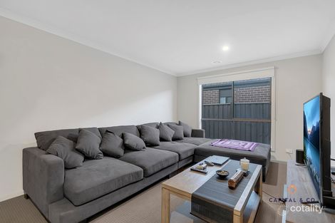 Property photo of 22 Bendigo Street Mickleham VIC 3064