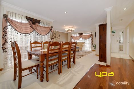 Property photo of 11 Whimbrel Court Werribee VIC 3030