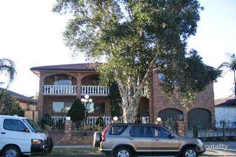 43 Drummoyne Cres, St Johns Park, NSW 2176