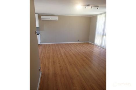 Property photo of 2 Clara Place Queanbeyan West NSW 2620