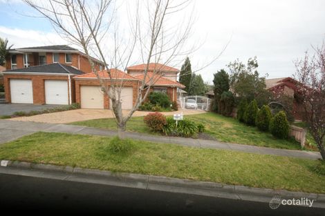 196 Waradgery Dr, Rowville, VIC 3178