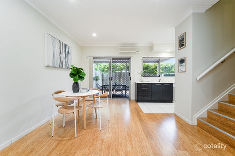 Property photo of 3/32 Drayton Terrace Wynnum QLD 4178
