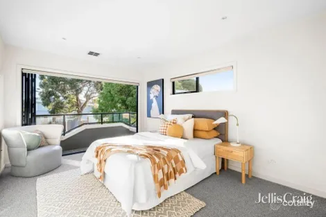Property photo of 2/40 Anzac Crescent Williamstown VIC 3016