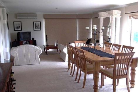 Property photo of 9 Windle Terrace Burnside VIC 3023