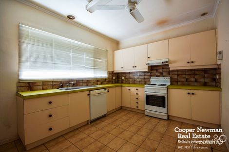 Property photo of 16 Darbyshire Road Mount Waverley VIC 3149