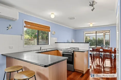 Property photo of 7 Roderick Close Cowes VIC 3922