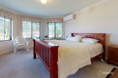 Property photo of 11 Expedition Drive Thornlie WA 6108