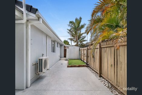 Property photo of 1/29 Brown Street Labrador QLD 4215