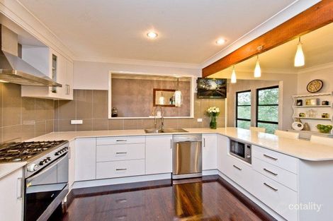 Property photo of 4 Salisbury Court Clear Mountain QLD 4500