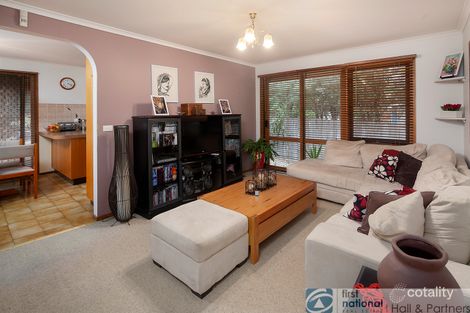 Property photo of 26 Lauriston Drive Endeavour Hills VIC 3802
