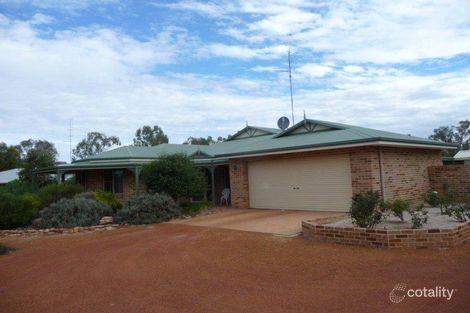 105 Newcastle St, York, WA 6302