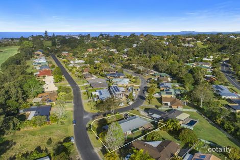Property photo of 47 Bulgoon Crescent Ocean Shores NSW 2483