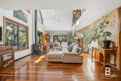 Property photo of 112 Grenville Drive Garibaldi VIC 3352