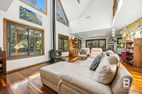 Property photo of 112 Grenville Drive Garibaldi VIC 3352