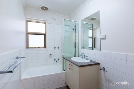 Property photo of 8/2 Yarra Street Hawthorn VIC 3122