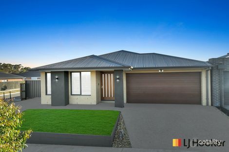 39 Touriga Cct, Sunbury, VIC 3429